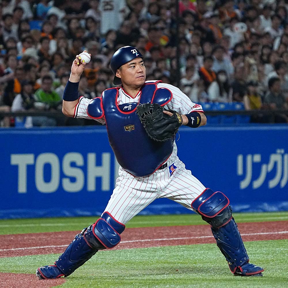 中村 悠平 | 【ZETT】ゼットベースボールオフィシャルサイト